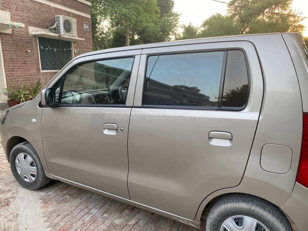 سوزوکی ویگن آر 2015 for Sale in بہاولپور Image-1