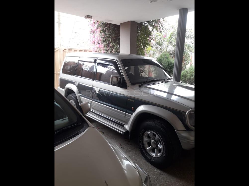 Mitsubishi Pajero 1994 for Sale in Jhang Mitsubishi Pajero 1994 for Sale in Jhang Image-2
