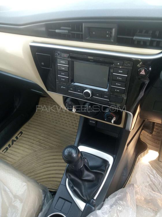Toyota Corolla 2019 for Sale in Gujranwala Toyota Corolla 2019 for Sale in Gujranwala Image-11