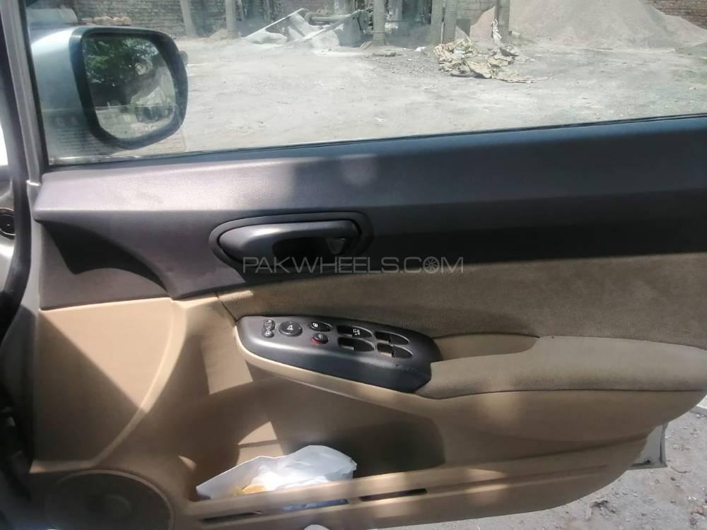 Honda Civic 2006 for Sale in Rawalpindi Honda Civic 2006 for Sale in Rawalpindi Image-6