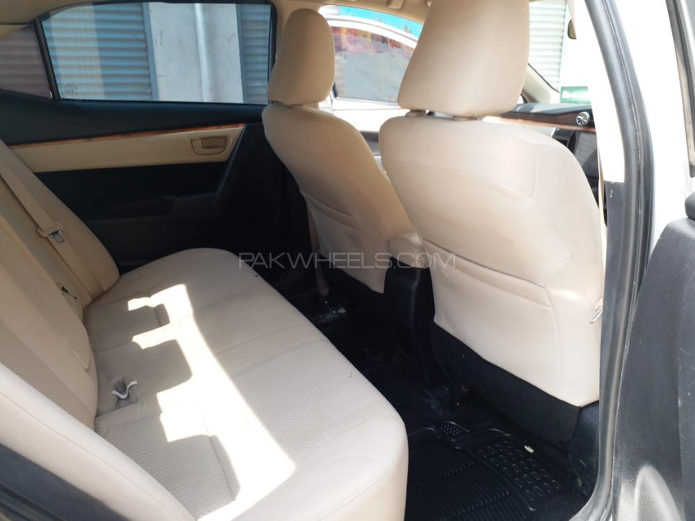 Toyota Corolla 2014 for Sale in Peshawar Toyota Corolla 2014 for Sale in Peshawar Image-2