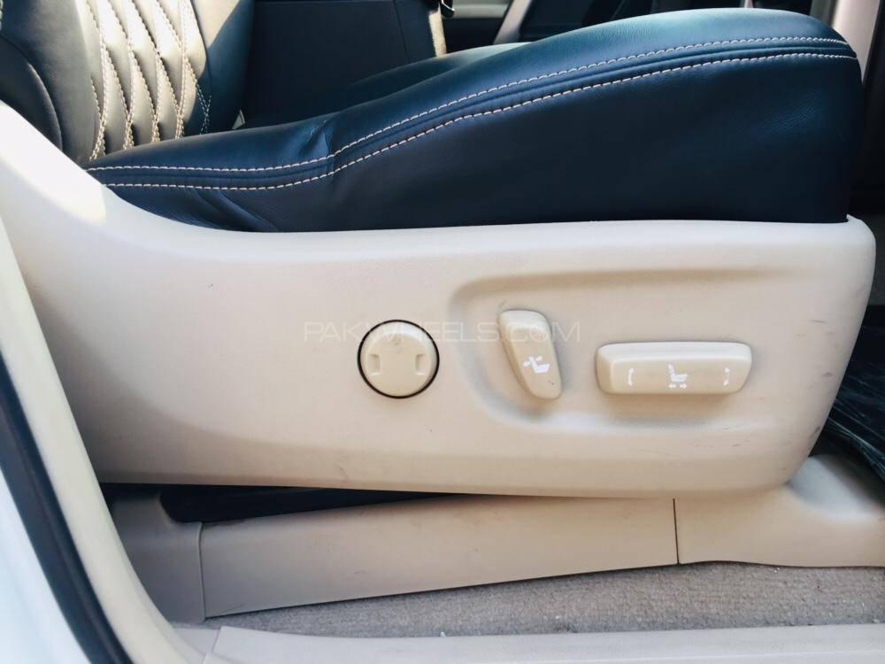 Toyota Prado 2012 for Sale in Lahore Toyota Prado 2012 for Sale in Lahore Image-7