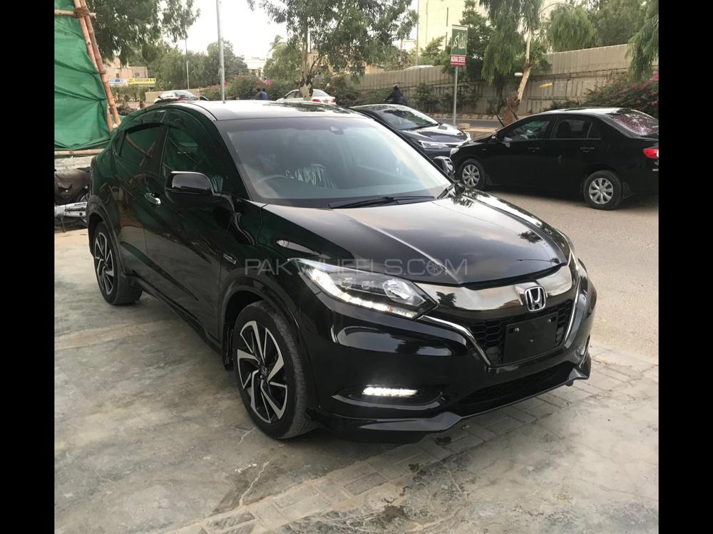 Honda Vezel 2016 for Sale in Karachi Honda Vezel 2016 for Sale in Karachi Image-4