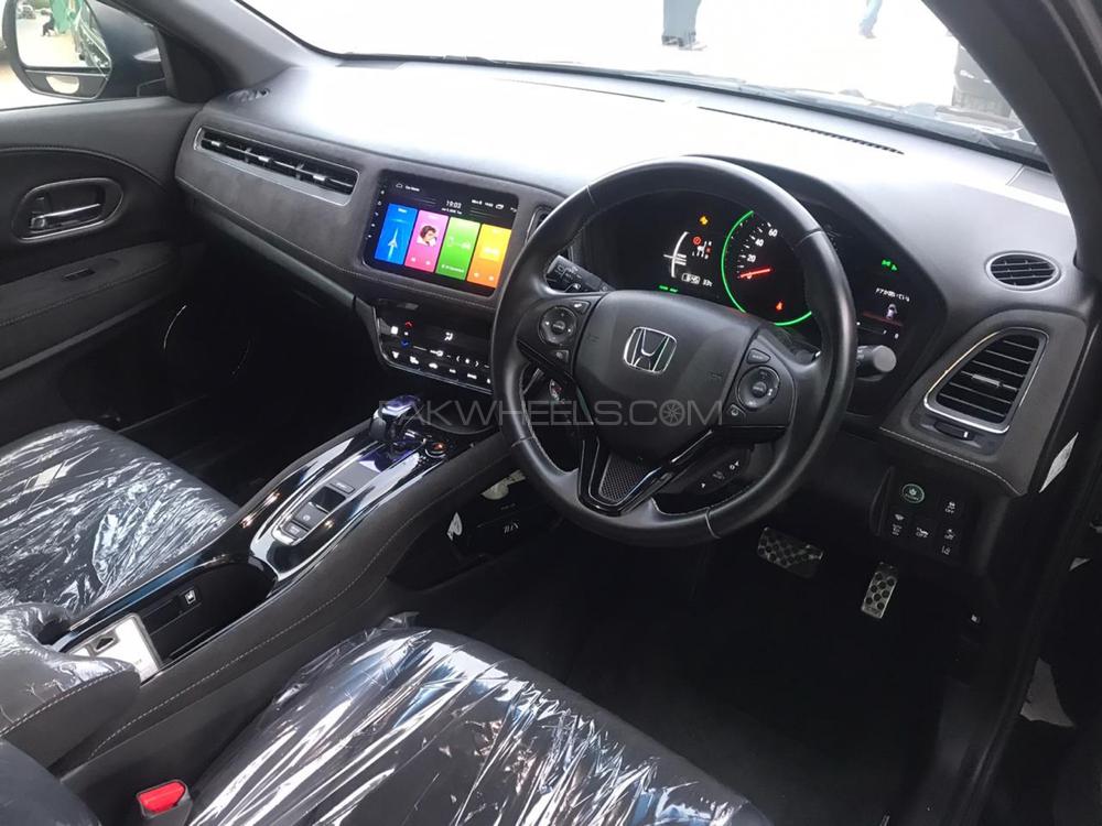 Honda Vezel 2016 for Sale in Karachi Honda Vezel 2016 for Sale in Karachi Image-5