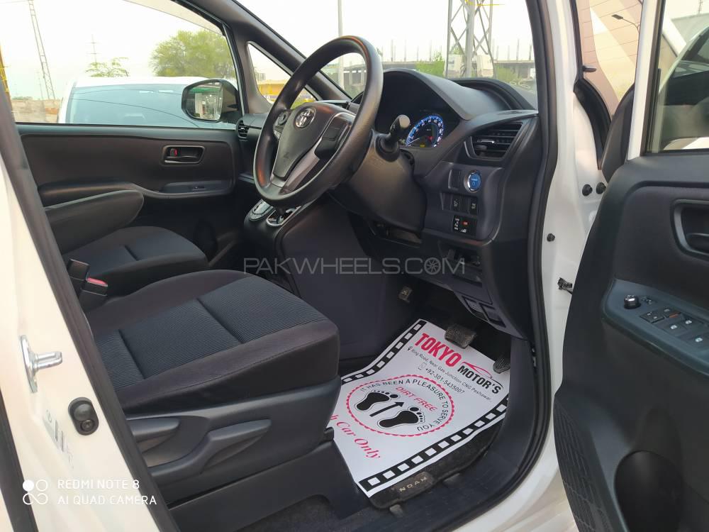 Toyota Noah 2015 for Sale in Peshawar Toyota Noah 2015 for Sale in Peshawar Image-15