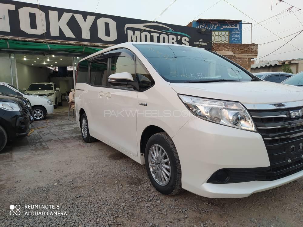 Toyota Noah 2015 for Sale in Peshawar Toyota Noah 2015 for Sale in Peshawar Image-3
