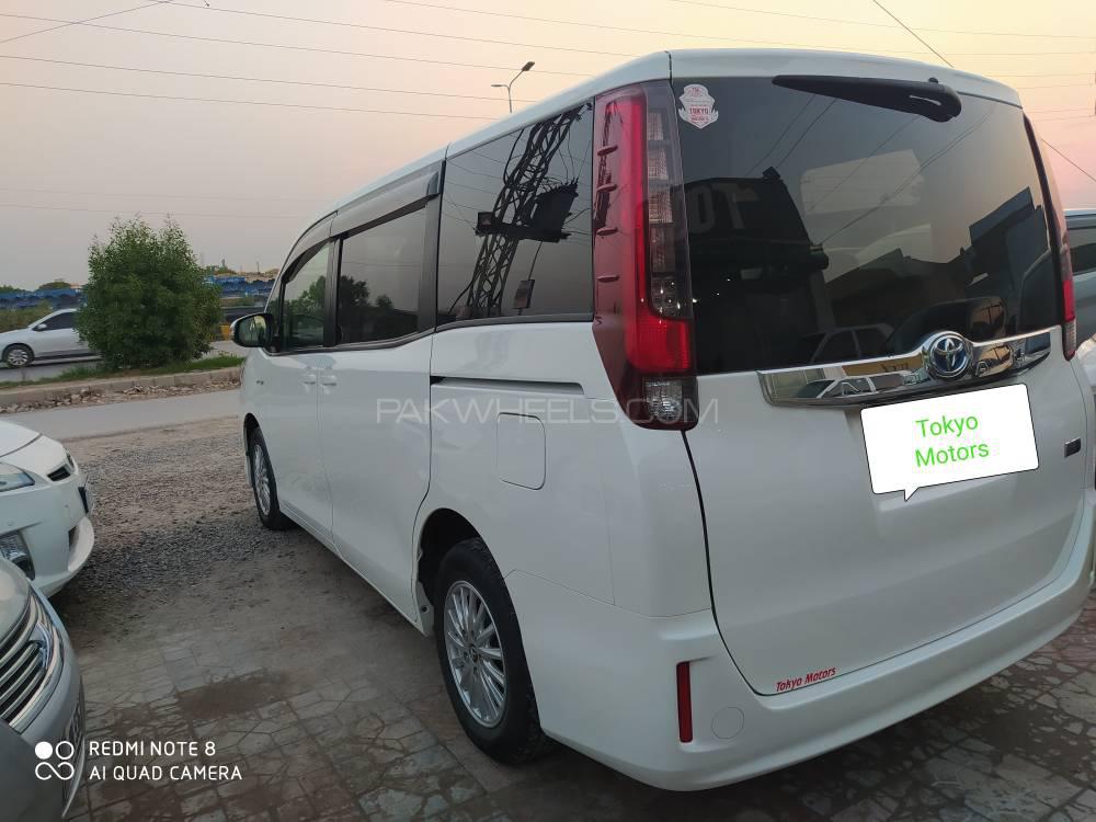 Toyota Noah 2015 for Sale in Peshawar Toyota Noah 2015 for Sale in Peshawar Image-10
