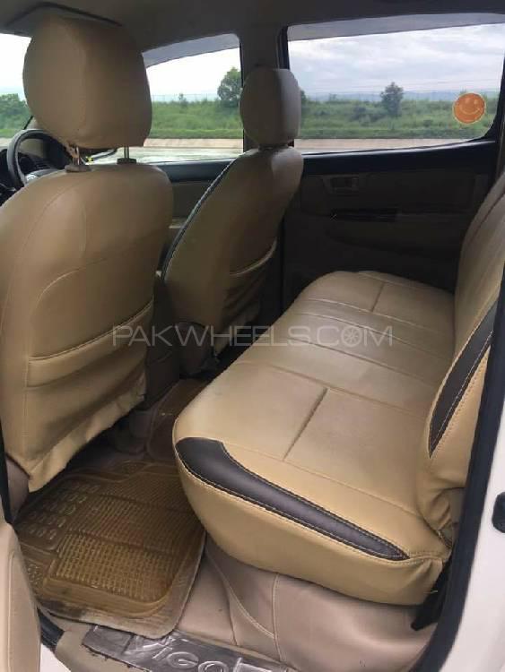 Toyota Hilux 2016 for Sale in Attock Toyota Hilux 2016 for Sale in Attock Image-8