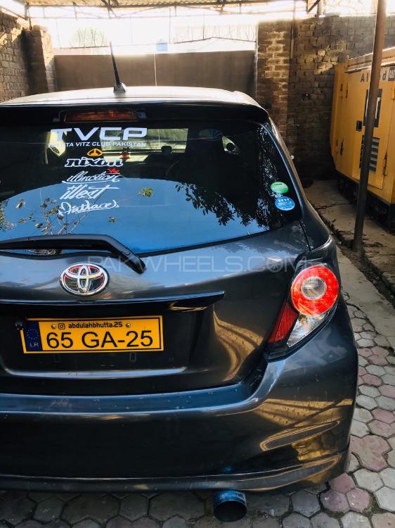 Toyota Vitz - 2015  Toyota Vitz - 2015  Image-5