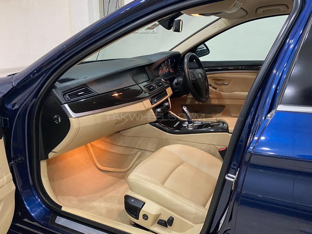 بی ایم ڈبلیو 5 سیریز 2013 for Sale in لاہور بی ایم ڈبلیو 5 سیریز 2013 for Sale in لاہور Image-7