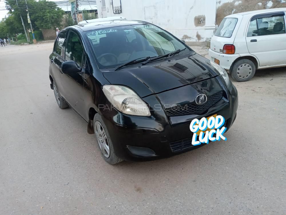 Toyota Vitz 2009 for Sale in Karachi Image-1
