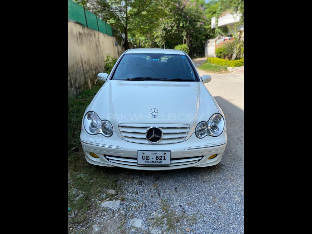 Mercedes Benz C Class 2006 for Sale in Islamabad Image-1