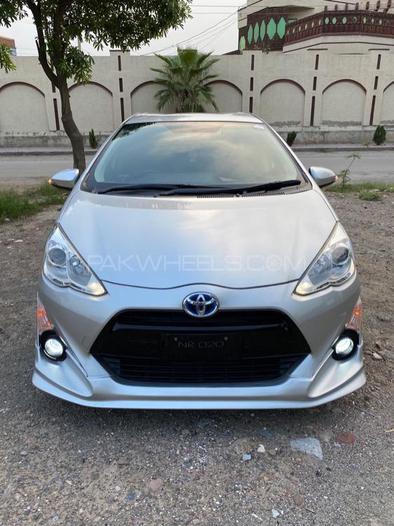 Toyota Aqua 2015 for Sale in Peshawar Toyota Aqua 2015 for Sale in Peshawar Image-2