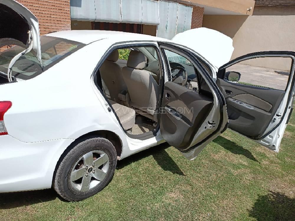 Toyota Belta 2010 for Sale in Multan Image-1