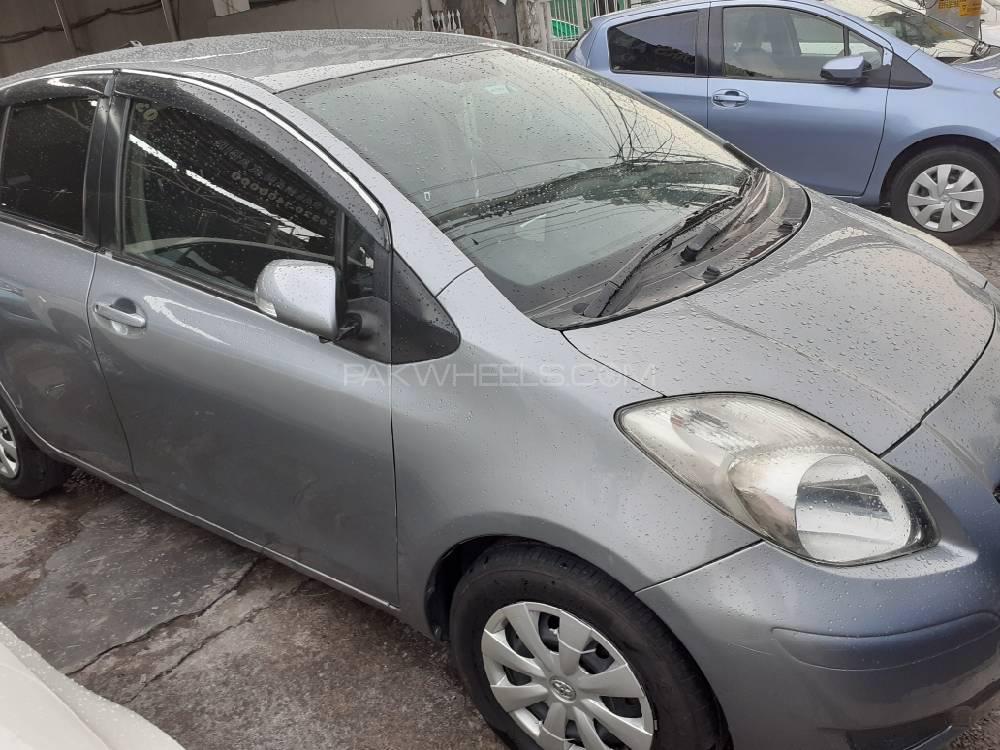Toyota Vitz 2009 for Sale in Lahore Image-1