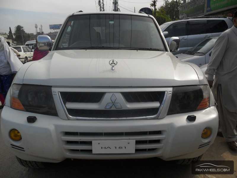 Mitsubishi Pajero 2004 for Sale in Rawalpindi Image-1