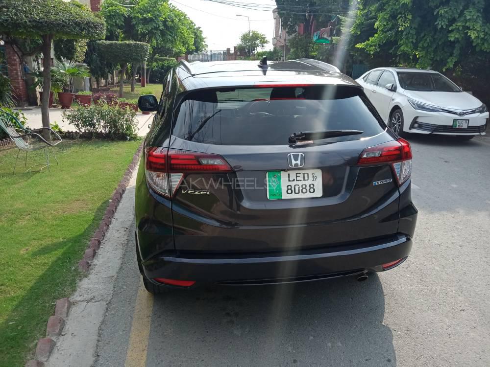 Honda Vezel 2014 for Sale in Lahore Honda Vezel 2014 for Sale in Lahore Image-6