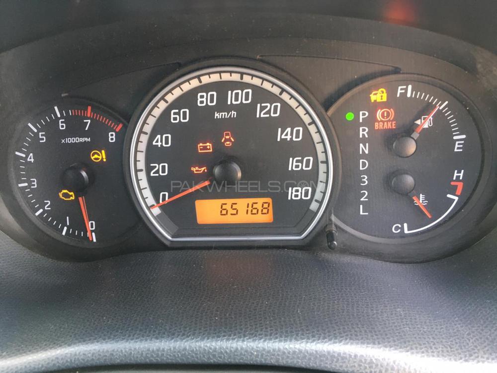 Suzuki Swift 2015 for Sale in Rahim Yar Khan Suzuki Swift 2015 for Sale in Rahim Yar Khan Image-3