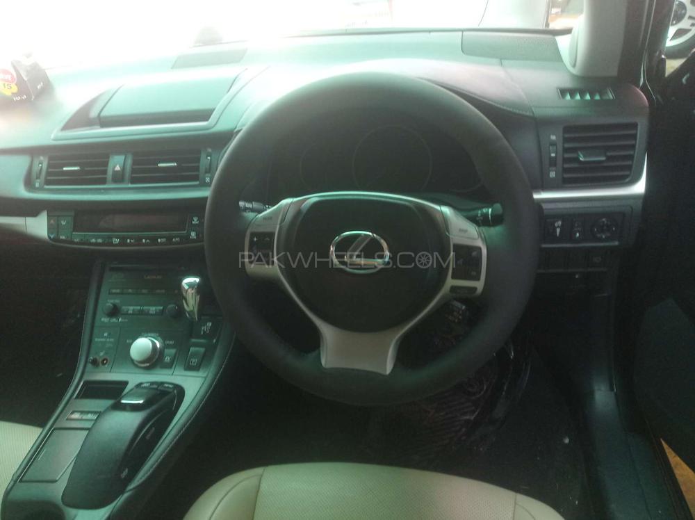 لیکزس سی ٹی 200 ایچ 2012 for Sale in ایبٹ آباد لیکزس سی ٹی 200 ایچ 2012 for Sale in ایبٹ آباد Image-8