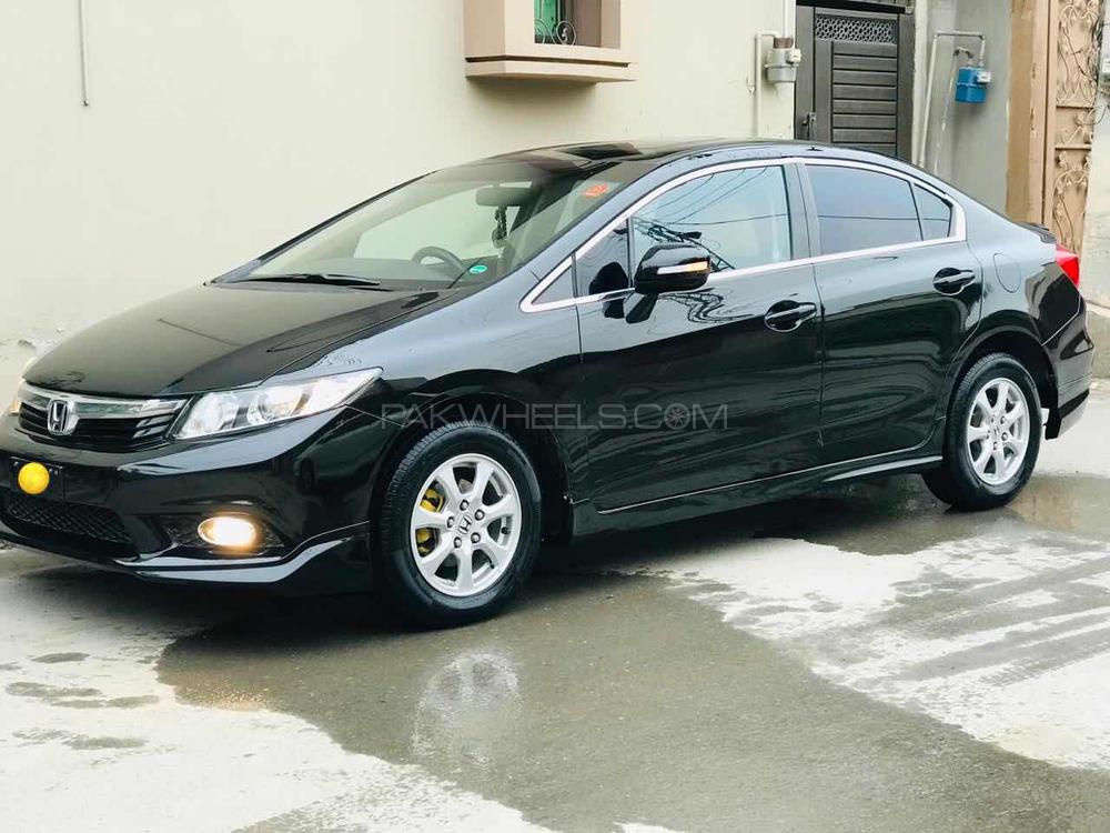 Honda Civic - 2013  Honda Civic - 2013  Image-3