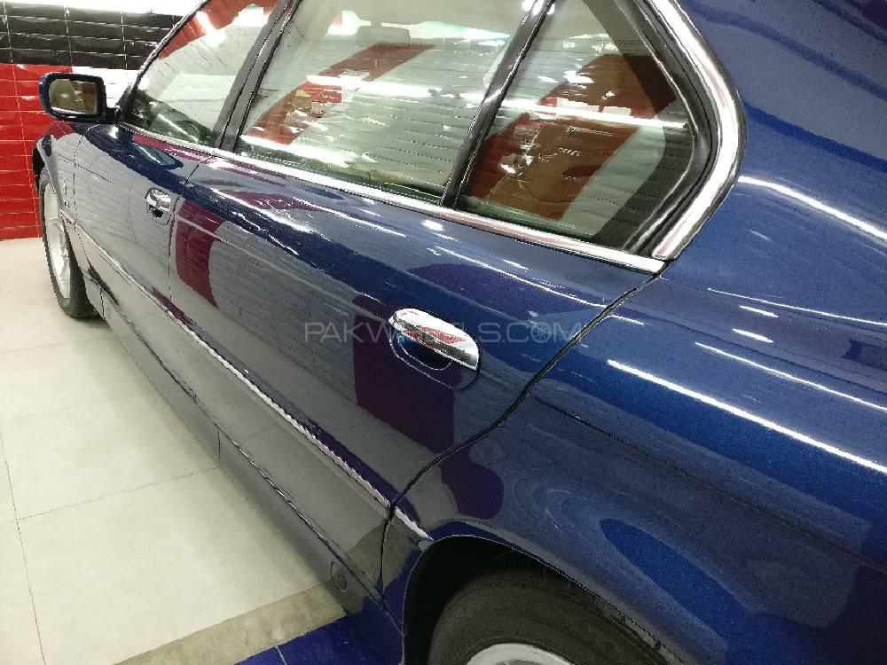 BMW 7 Series - 1996  BMW 7 Series - 1996  Image-13