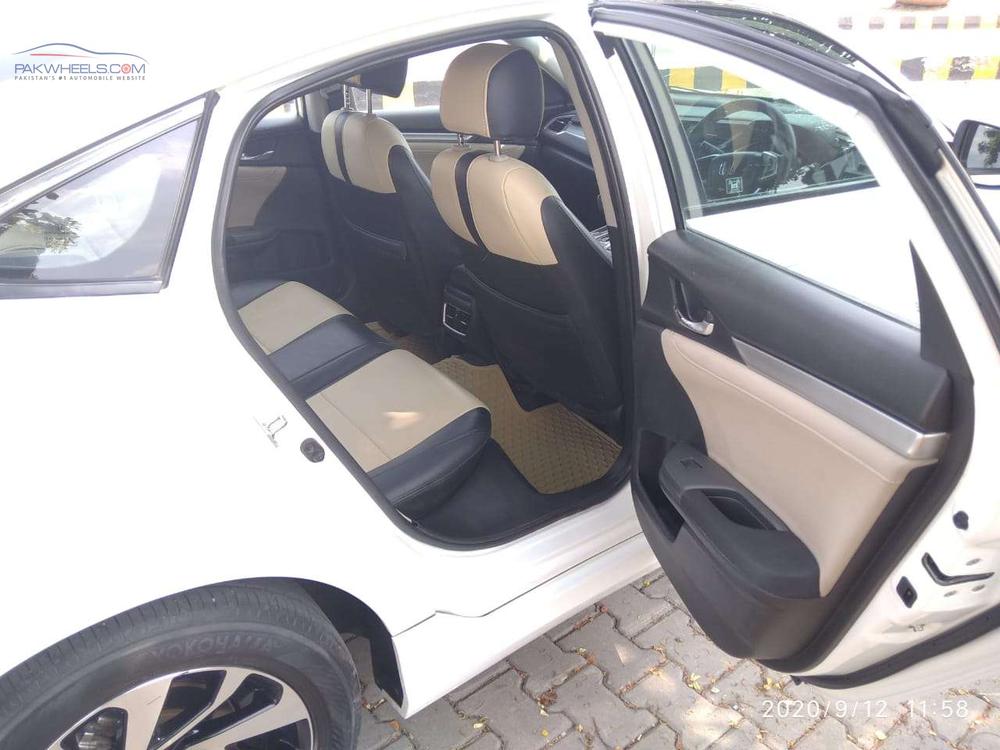 ہونڈا سوک 2016 for Sale in لاہور ہونڈا سوک 2016 for Sale in لاہور Image-10