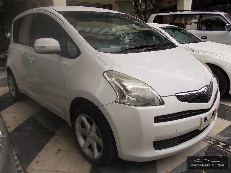 Toyota Ractis 2005 for Sale in Islamabad Image-1