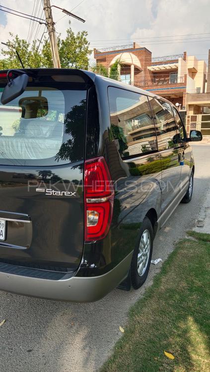 ہنڈائی گرانڈ اسٹاریکس 2019 for Sale in لاہور ہنڈائی گرانڈ اسٹاریکس 2019 for Sale in لاہور Image-3
