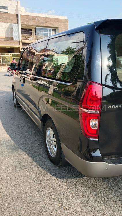 ہنڈائی گرانڈ اسٹاریکس 2019 for Sale in لاہور ہنڈائی گرانڈ اسٹاریکس 2019 for Sale in لاہور Image-4