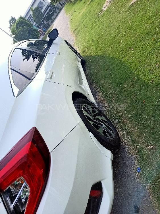 Honda Civic 2019 for Sale in Lahore Honda Civic 2019 for Sale in Lahore Image-6