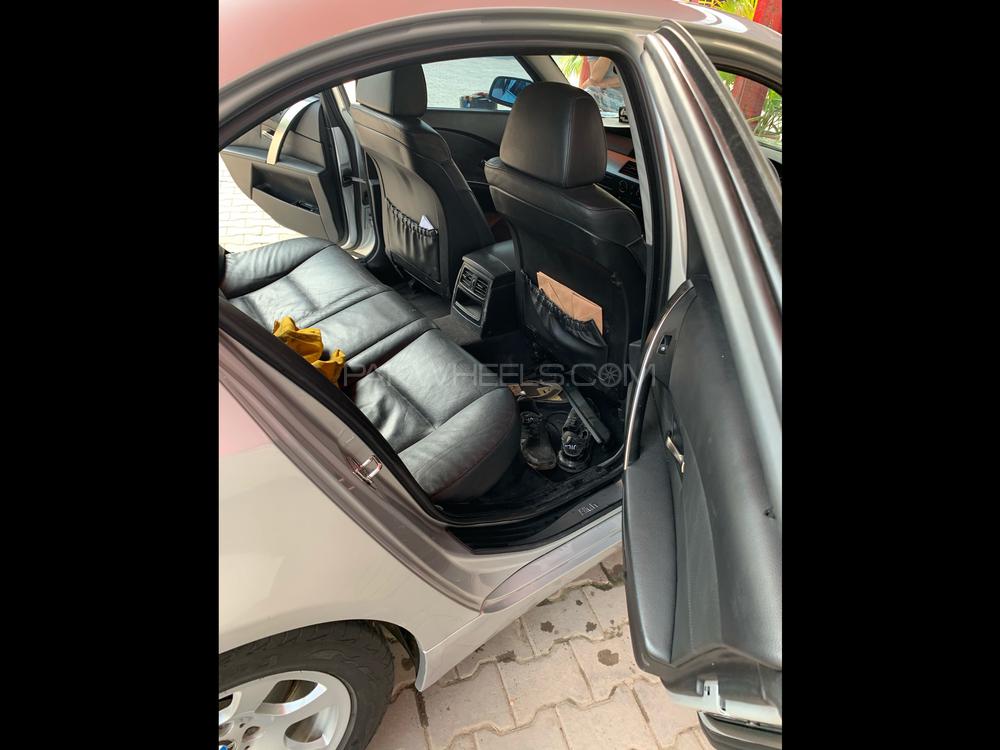 بی ایم ڈبلیو 5 سیریز 2005 for Sale in اسلام آباد بی ایم ڈبلیو 5 سیریز 2005 for Sale in اسلام آباد Image-7