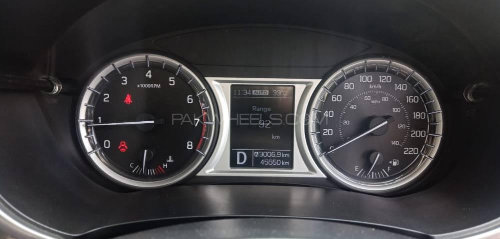 Suzuki Vitara 2016 for Sale in Lahore Suzuki Vitara 2016 for Sale in Lahore Image-12