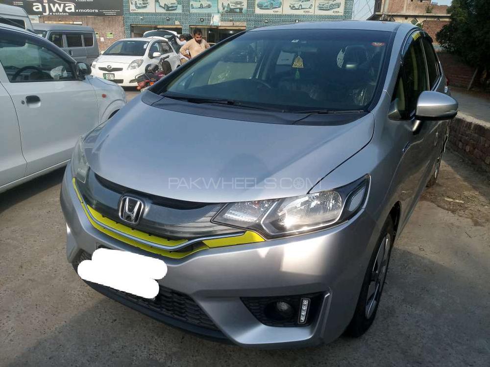 Honda Fit 2015 for Sale in Gujranwala Honda Fit 2015 for Sale in Gujranwala Image-3