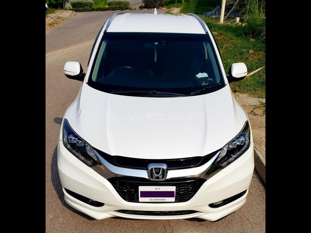 Honda Vezel 2013 for Sale in Islamabad Image-1