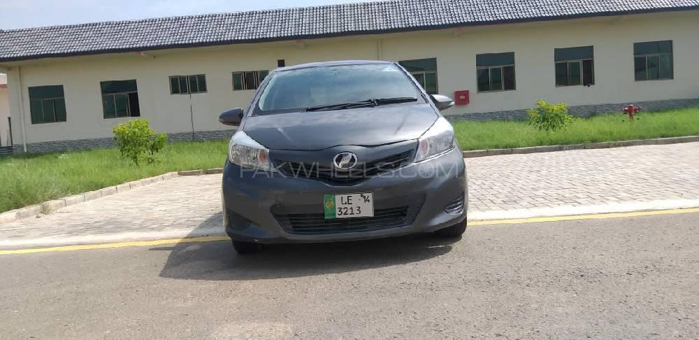 Toyota Vitz 2011 for Sale in Lahore Image-1