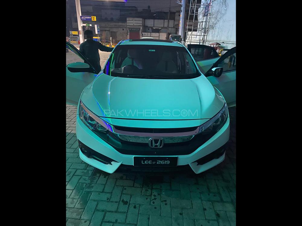 Honda Civic 2017 for Sale in Multan Honda Civic 2017 for Sale in Multan Image-4
