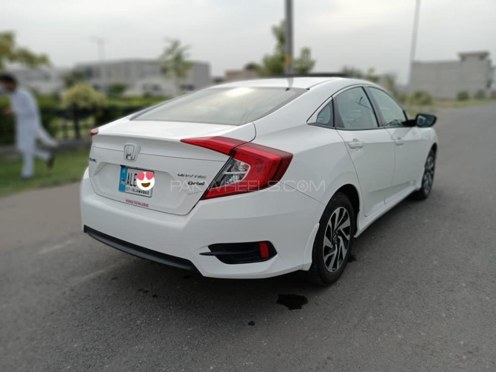 ہونڈا سوک 2018 for Sale in ڈیرہ اسماعیل خان ہونڈا سوک 2018 for Sale in ڈیرہ اسماعیل خان Image-7