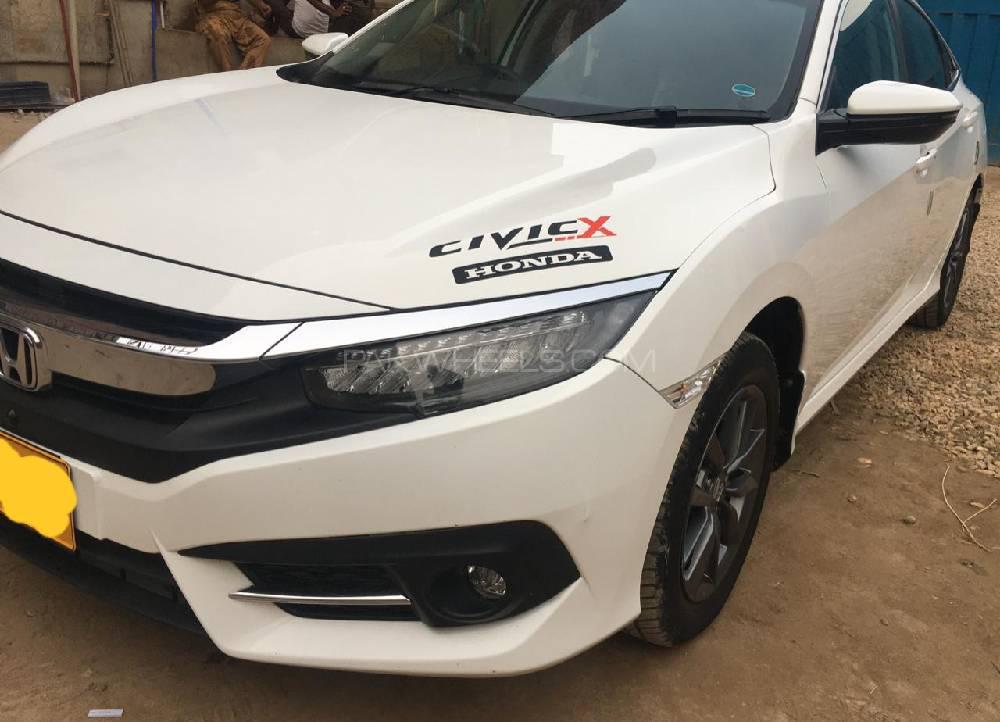 Honda Civic 2019 for Sale in Hyderabad Honda Civic 2019 for Sale in Hyderabad Image-6