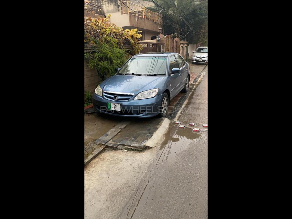 Honda Civic 2004 for Sale in Lahore Image-1