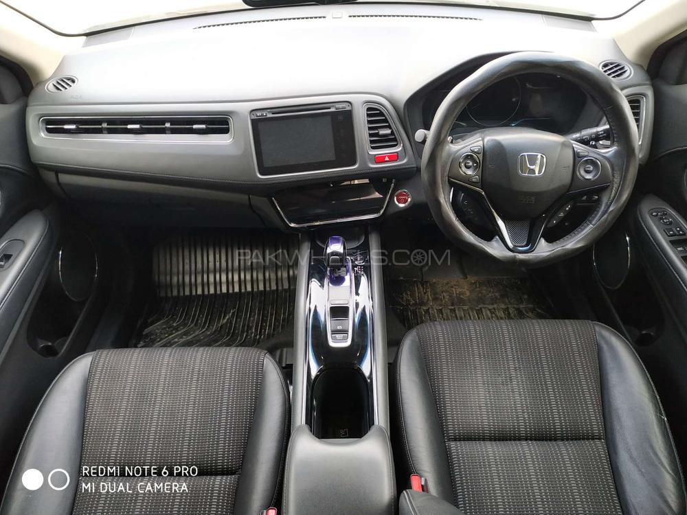 Honda Vezel 2014 for Sale in Karachi Honda Vezel 2014 for Sale in Karachi Image-13
