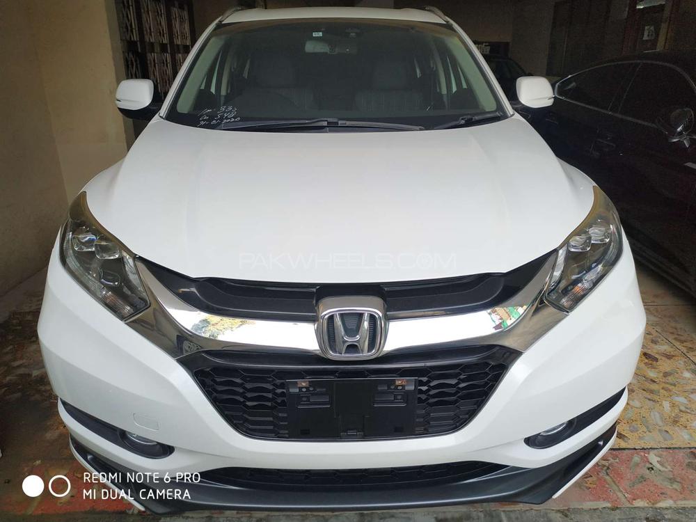 Honda Vezel 2014 for Sale in Karachi Image-1