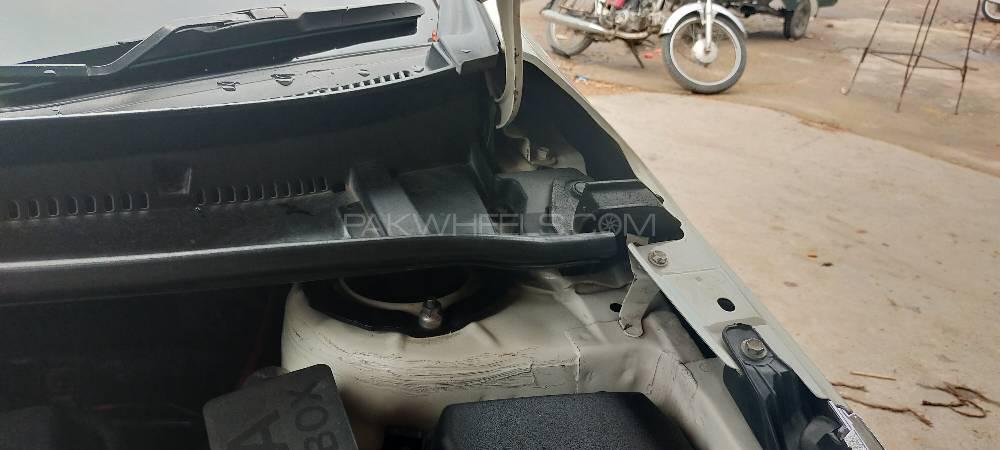 ٹویوٹا کرولا 2015 for Sale in اٹک ٹویوٹا کرولا 2015 for Sale in اٹک Image-5