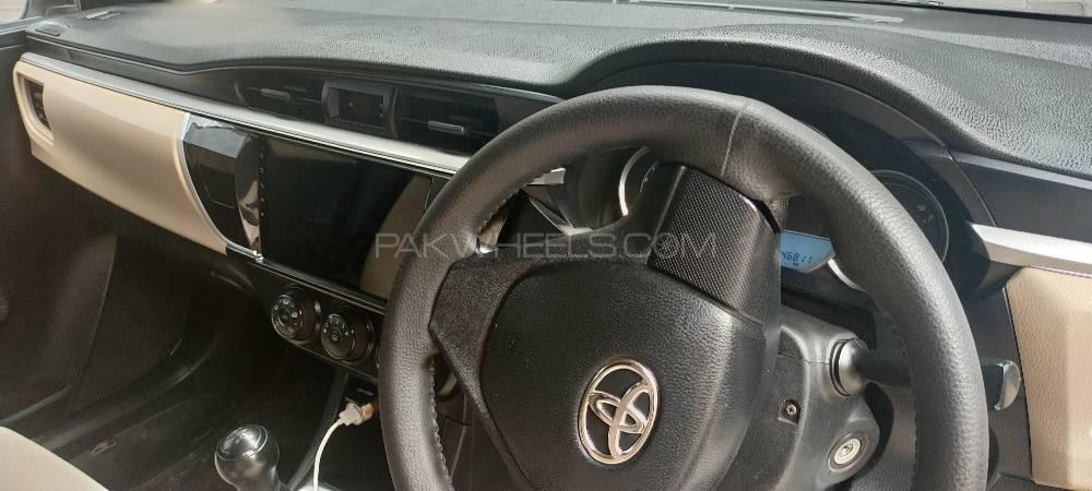 ٹویوٹا کرولا 2015 for Sale in اٹک ٹویوٹا کرولا 2015 for Sale in اٹک Image-6