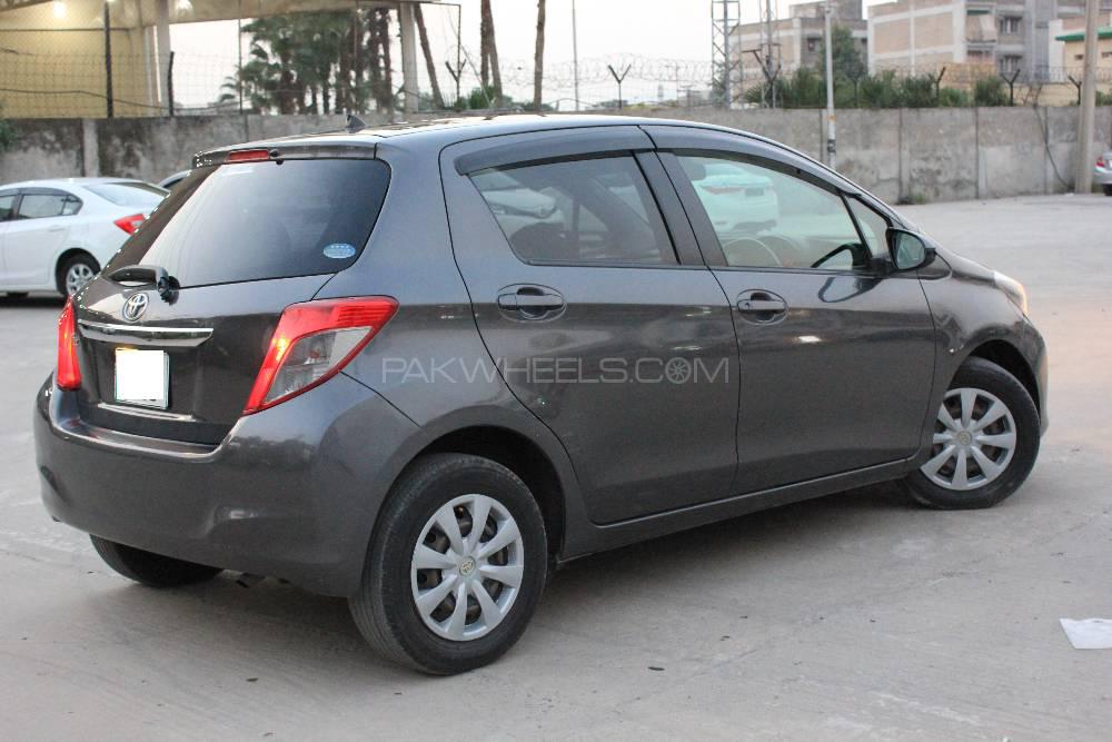 Toyota Vitz 2013 for Sale in Rawalpindi Toyota Vitz 2013 for Sale in Rawalpindi Image-16