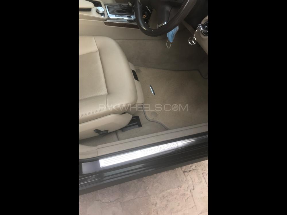 مرسڈیز بینز ای کلاس 2011 for Sale in ملتان مرسڈیز بینز ای کلاس 2011 for Sale in ملتان Image-19