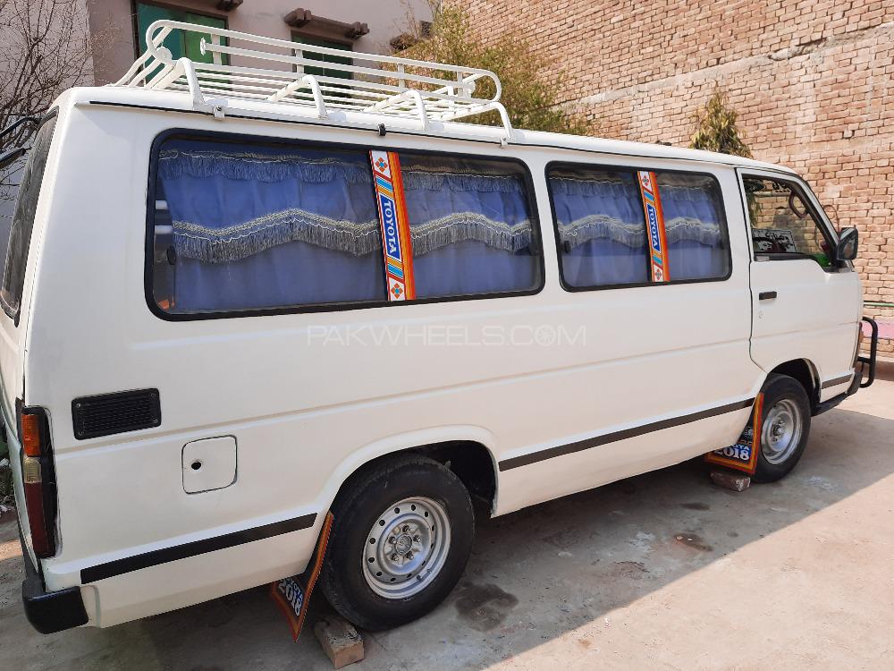 Toyota Hiace 1986 for Sale in Vehari Image-1