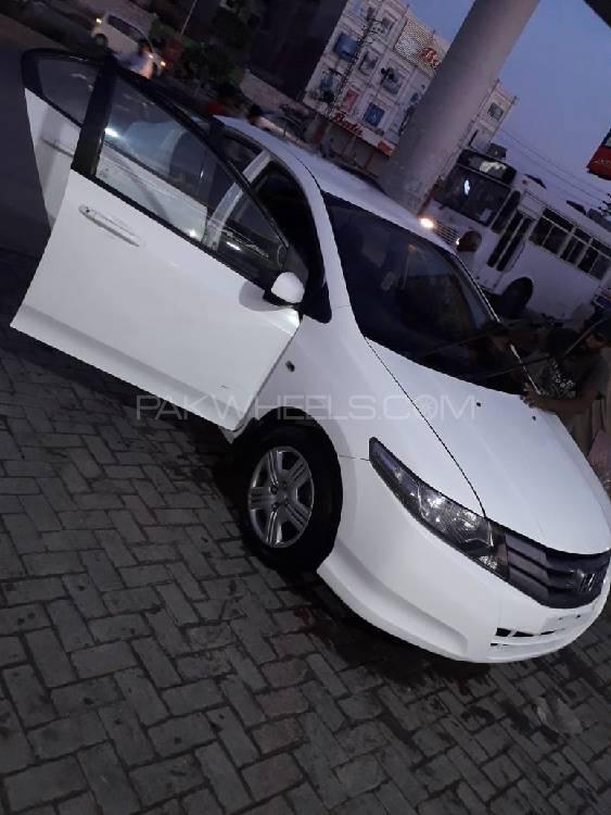 Honda City 2011 for Sale in Lahore Honda City 2011 for Sale in Lahore Image-11