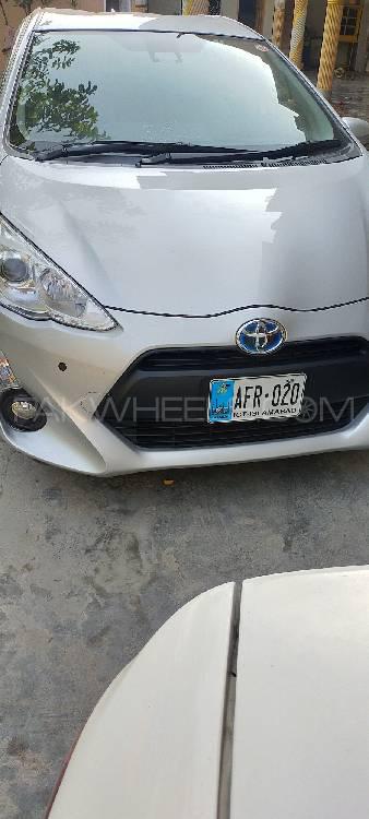 Toyota Aqua 2017 for Sale in Nowshera Image-1