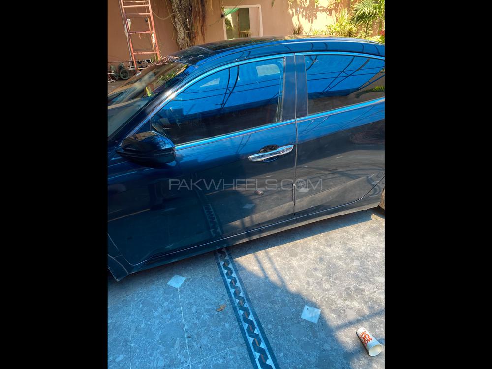 Honda Civic 2018 for Sale in Karachi Honda Civic 2018 for Sale in Karachi Image-5