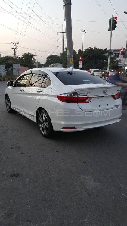 ہونڈا گریس ہائبرڈ 2017 for Sale in لاہور ہونڈا گریس ہائبرڈ 2017 for Sale in لاہور Image-4
